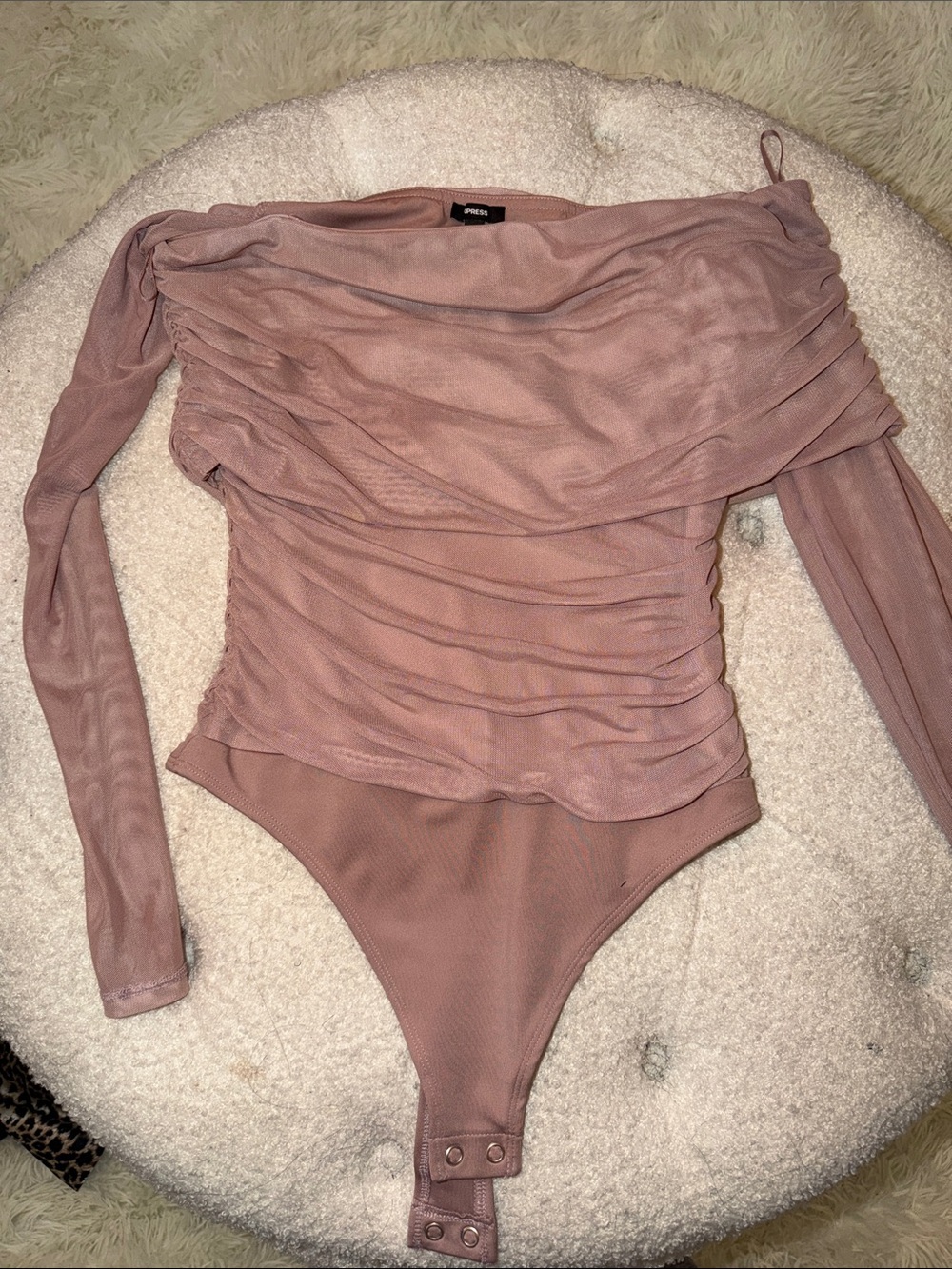 Express Mauve Pink Off-Shoulder Ruched Long Sleeve Bodysuit